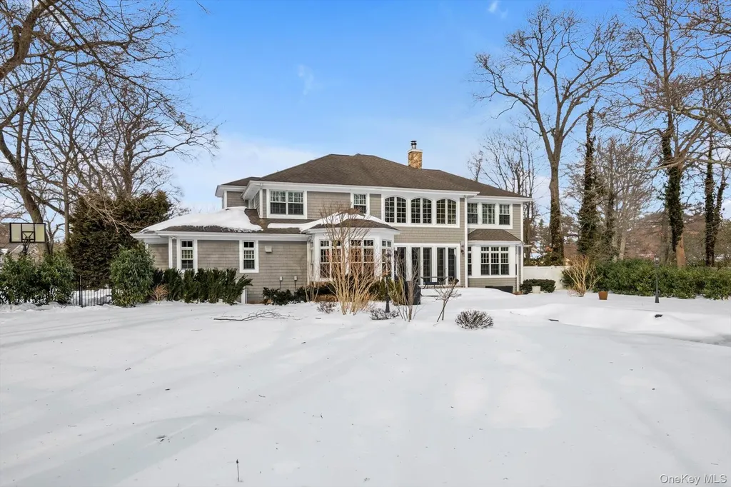 233 Everit Avenue Hewlett Harbor NY 11557