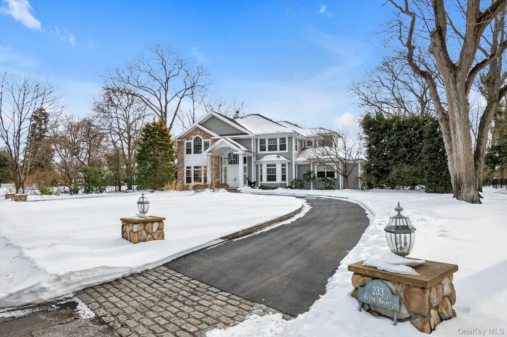 233 Everit Avenue Hewlett Harbor NY 11557