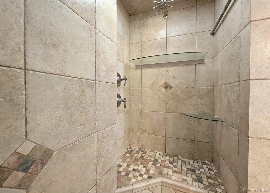46 Harvest Lane Commack NY 11725