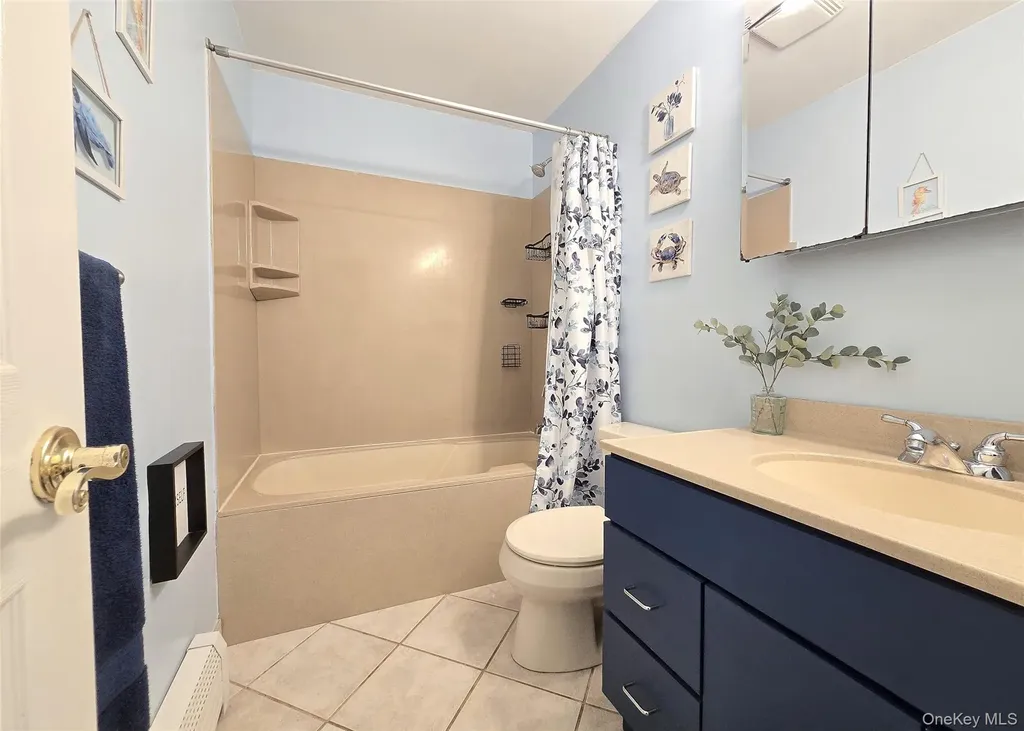46 Harvest Lane Commack NY 11725