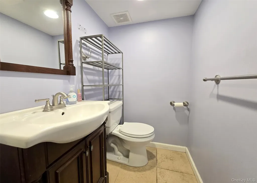 46 Harvest Lane Commack NY 11725