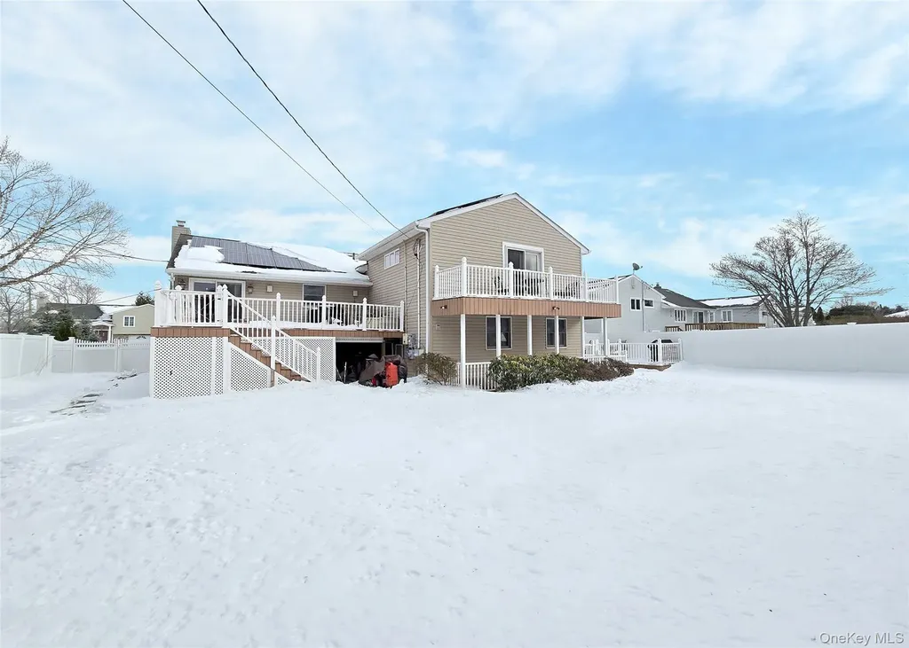 46 Harvest Lane Commack NY 11725