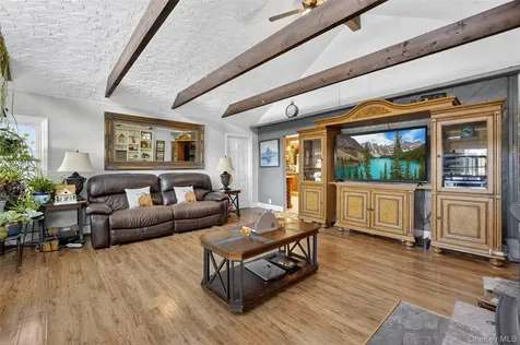 97 W Lakeshore Drive Carmel NY 10512