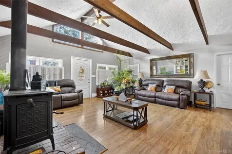 97 W Lakeshore Drive Carmel NY 10512