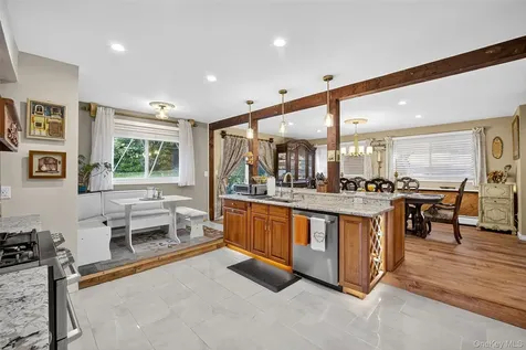 97 W Lakeshore Drive Carmel NY 10512