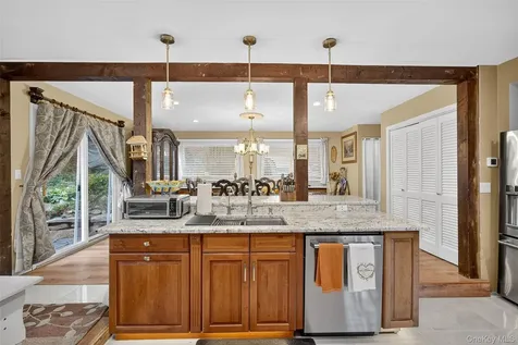 97 W Lakeshore Drive Carmel NY 10512