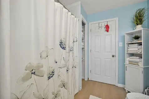 97 W Lakeshore Drive Carmel NY 10512