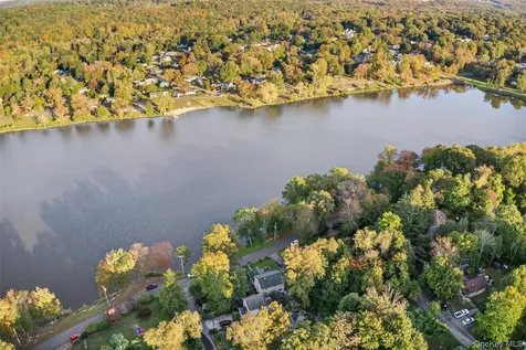 97 W Lakeshore Drive Carmel NY 10512