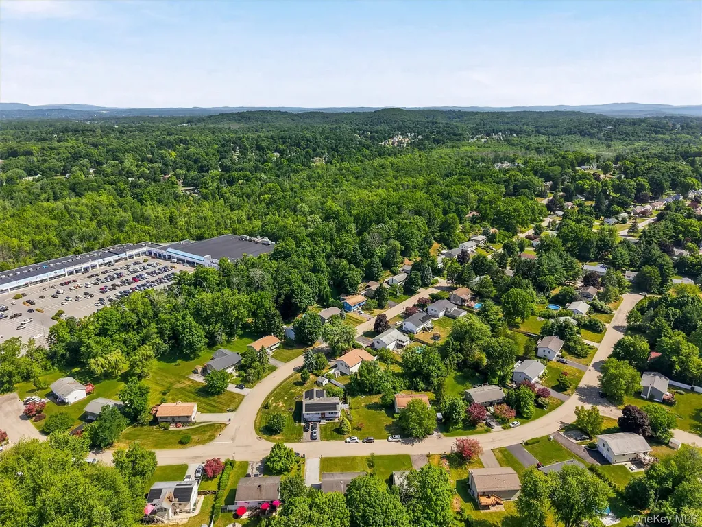 121 Village Common Fishkill NY 12524