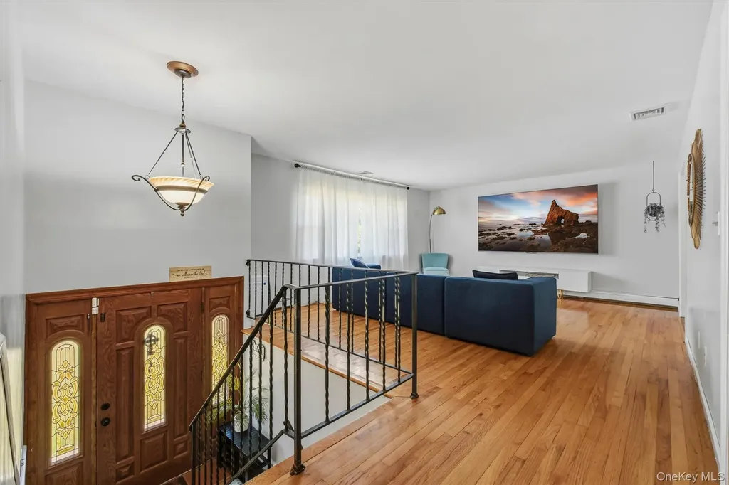121 Village Common Fishkill NY 12524