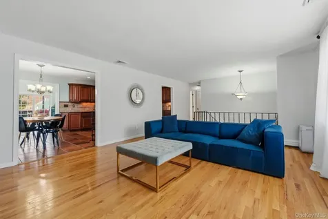 121 Village Common Fishkill NY 12524
