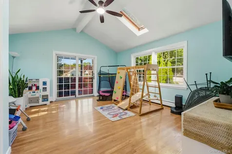 121 Village Common Fishkill NY 12524