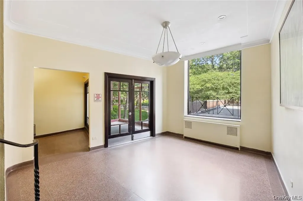 150-20 71st Avenue Flushing NY 11367
