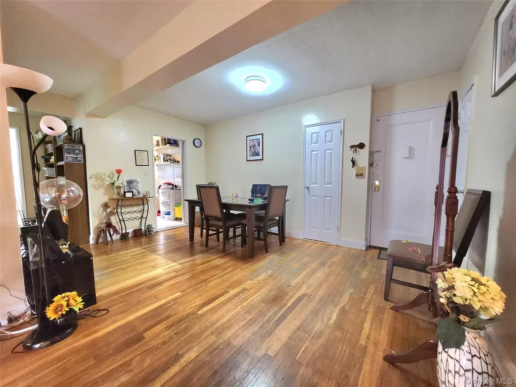 150-20 71st Avenue Flushing NY 11367