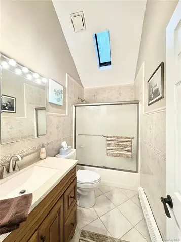 5 Lea Avenue Manorville NY 11949