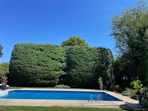 5 Lea Avenue Manorville NY 11949