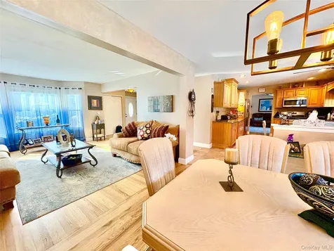 5 Lea Avenue Manorville NY 11949