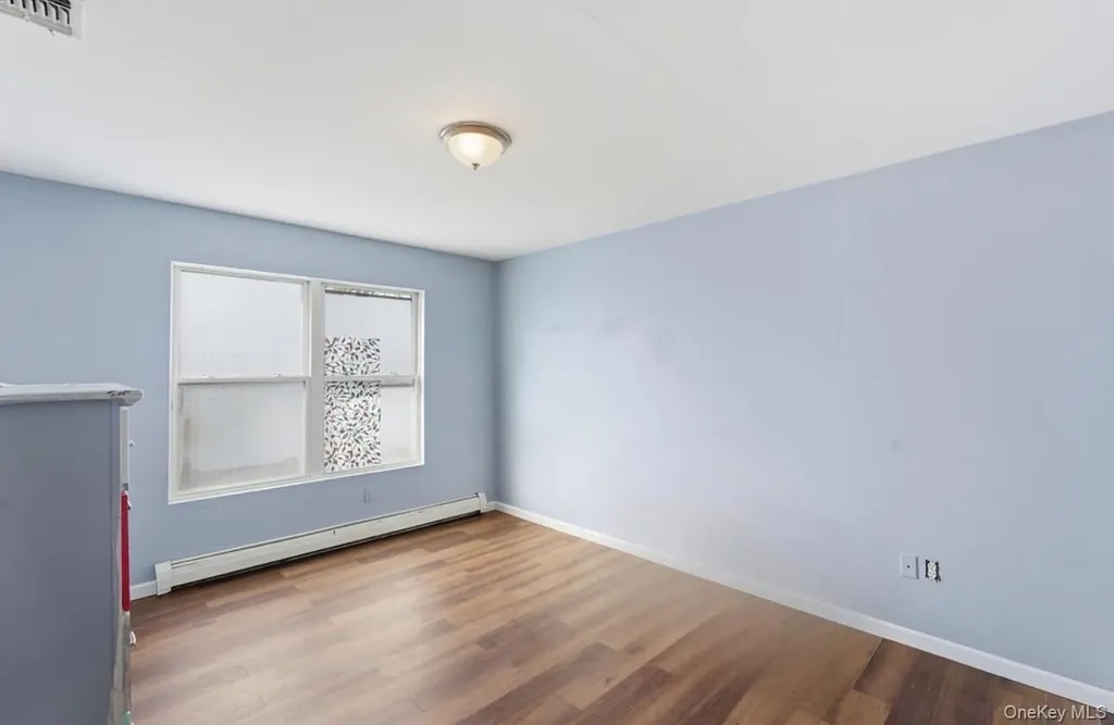 134 W Yaphank Road Coram NY 11727