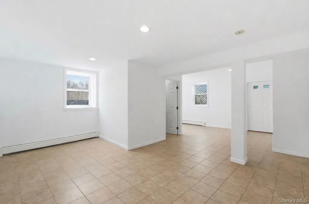 134 W Yaphank Road Coram NY 11727