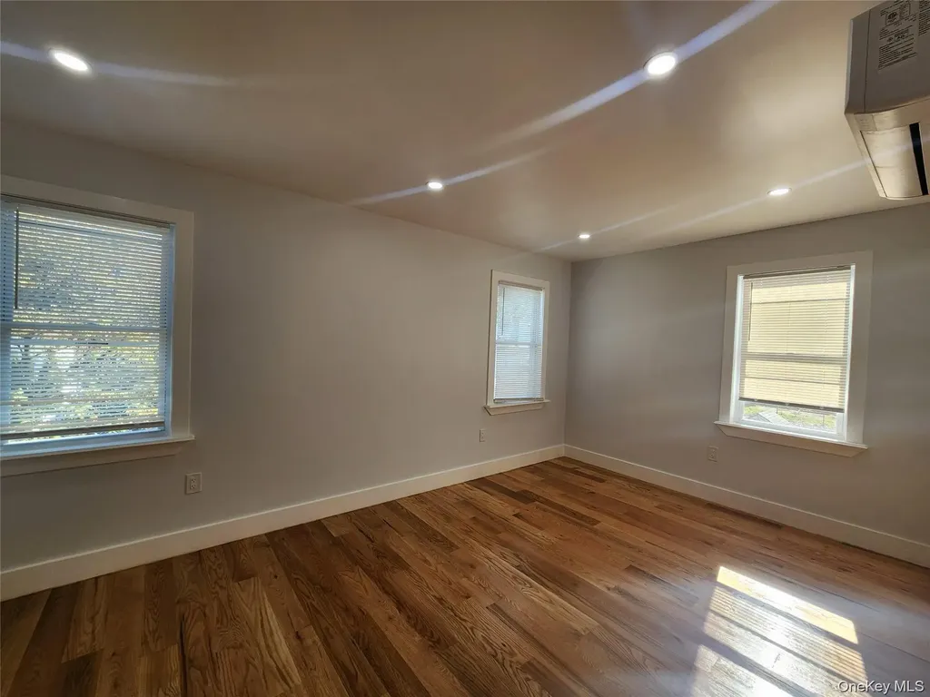 330 Taylor Avenue Bronx NY 10473