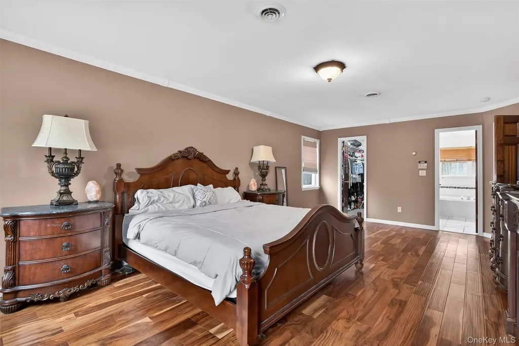 43 Greenwich Avenue Central Valley NY 10917