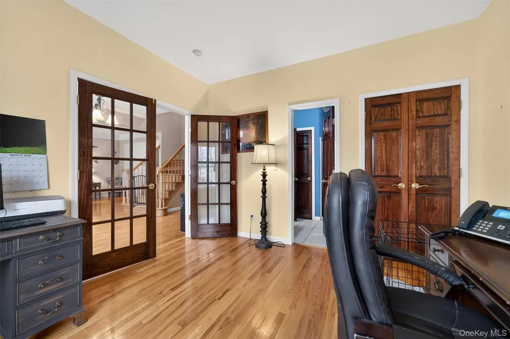 43 Greenwich Avenue Central Valley NY 10917