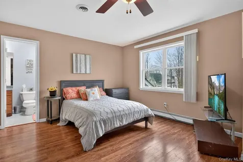 43 Greenwich Avenue Central Valley NY 10917
