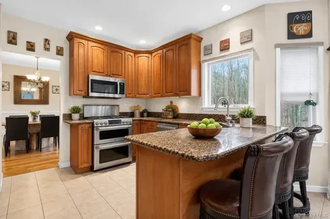 43 Greenwich Avenue Central Valley NY 10917
