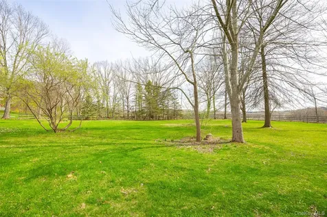 102 Beaver Road Lagrangeville NY 12540