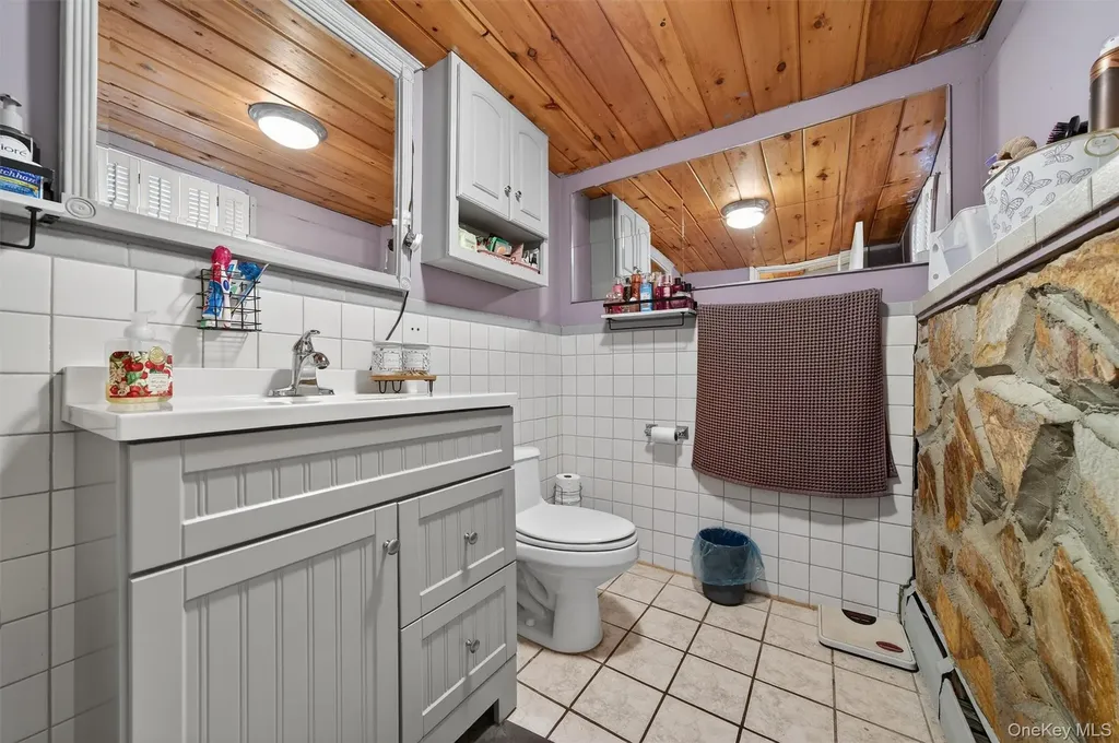 14 Scotchtown Drive Middletown NY 10941