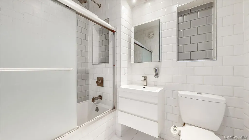 244 Franklin Avenue Brooklyn NY 11205