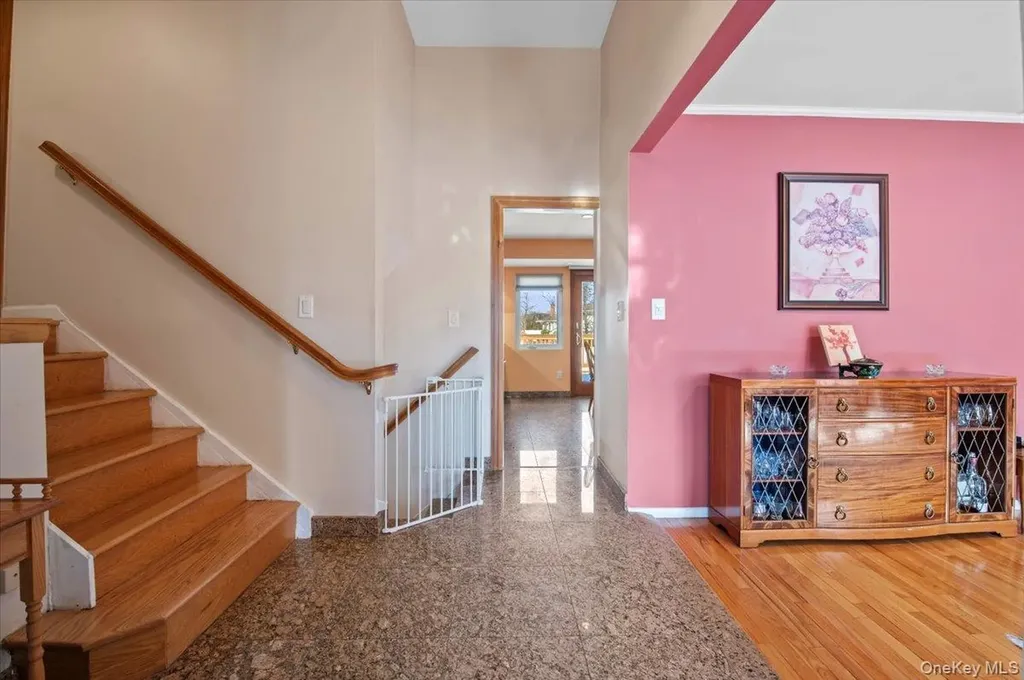 780 Regent Drive Westbury NY 11590
