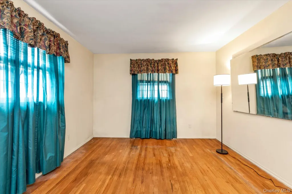 20 Hunter Avenue Valley Stream NY 11580