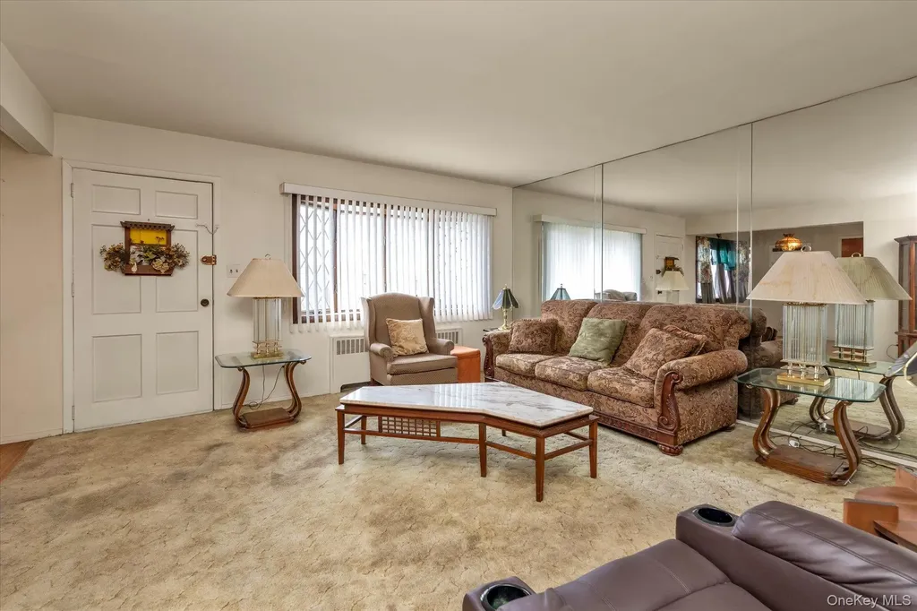 20 Hunter Avenue Valley Stream NY 11580