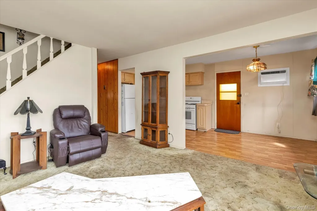 20 Hunter Avenue Valley Stream NY 11580
