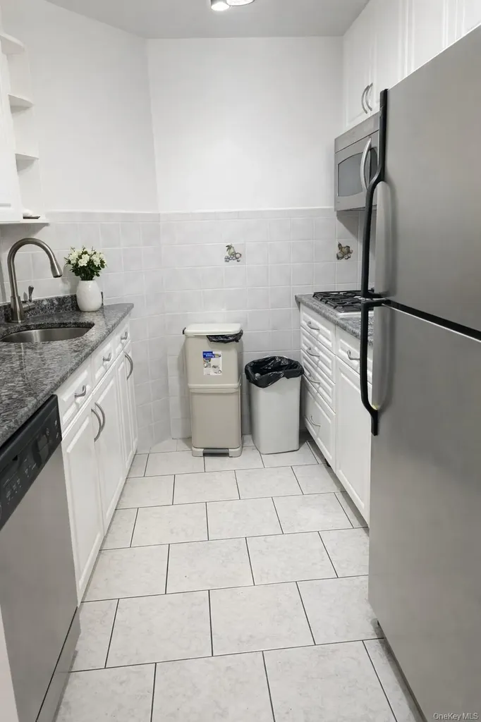 4304 158th Street Flushing NY 11358