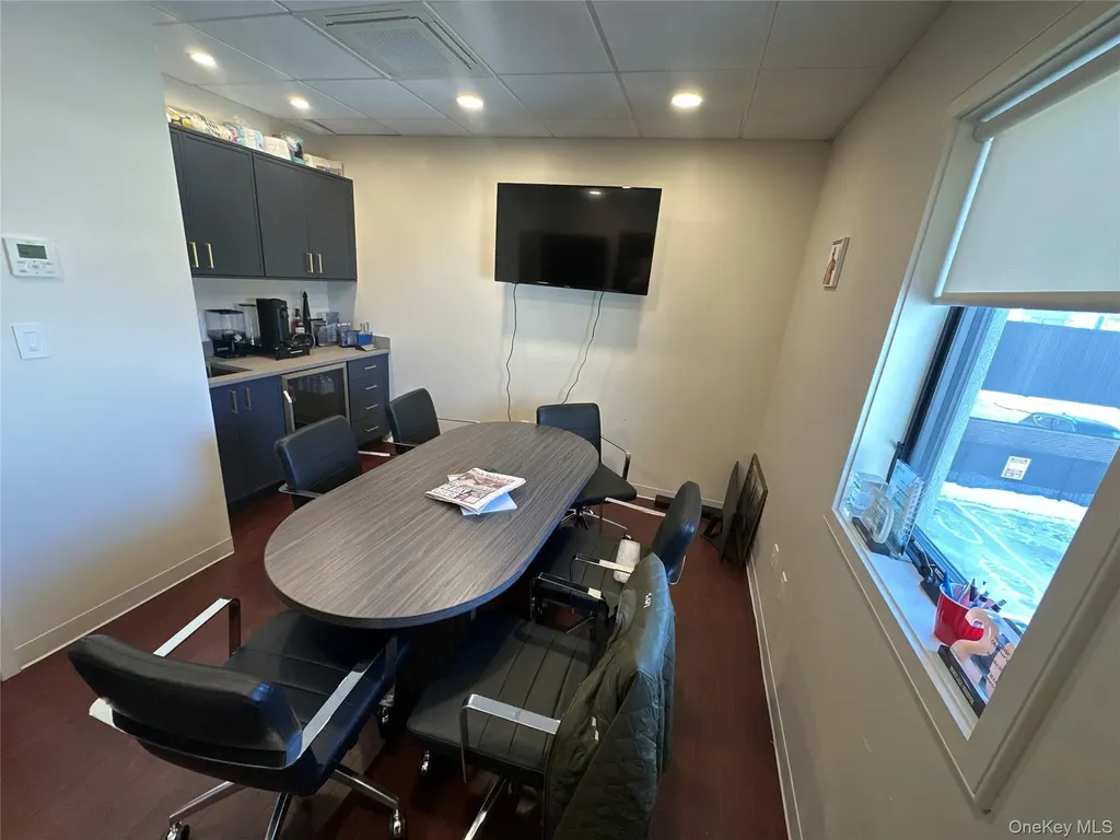 1015 Cedar Lane Woodmere NY 11598