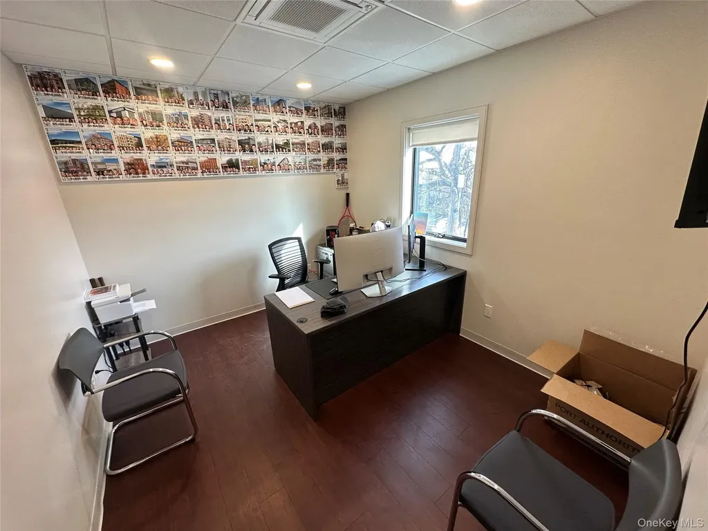 1015 Cedar Lane Woodmere NY 11598
