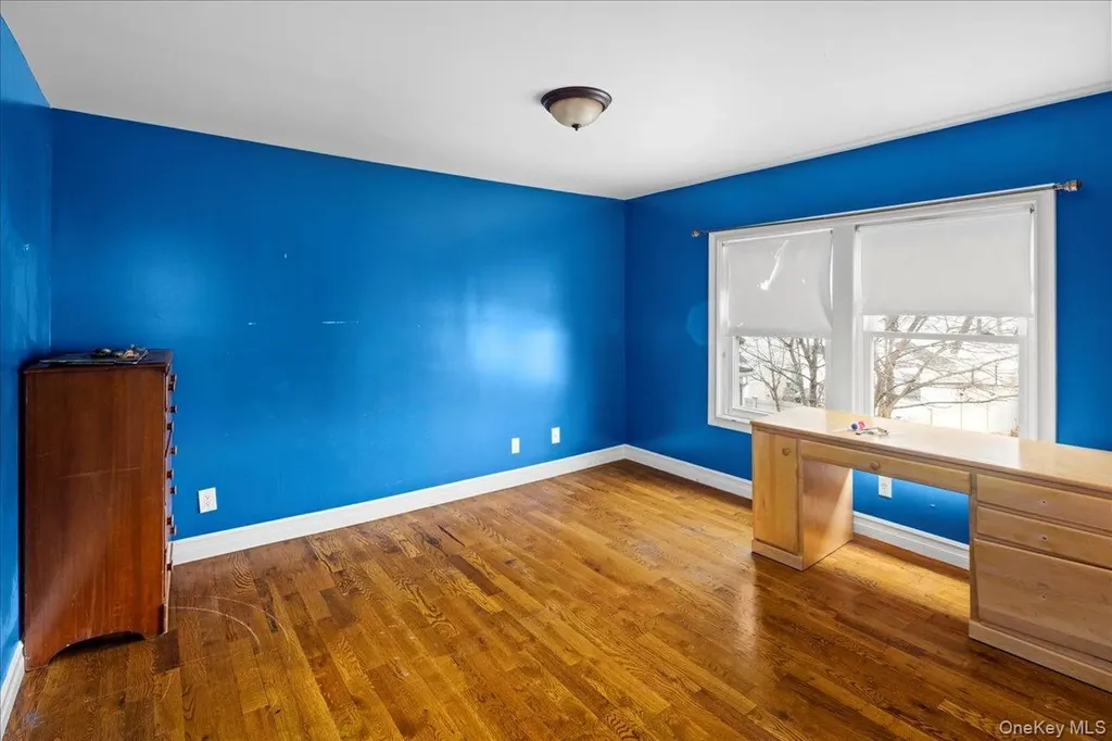 38 Johnson Place Woodmere NY 11598