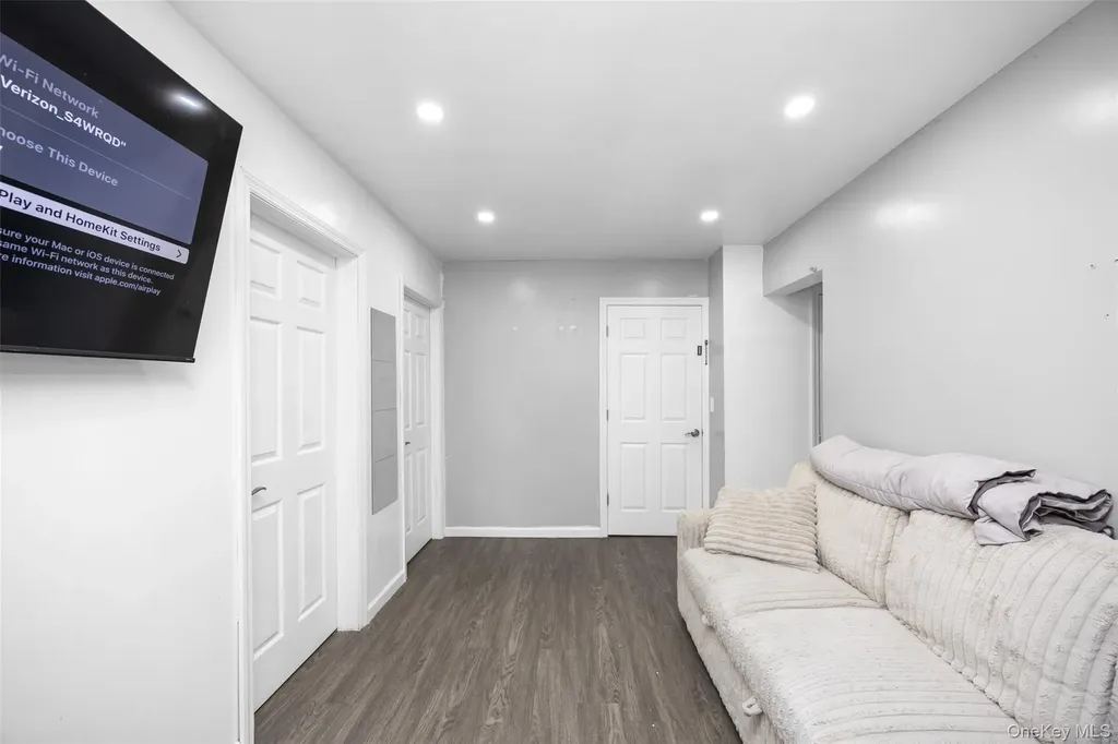 6511 Perry Avenue Maspeth NY 11378
