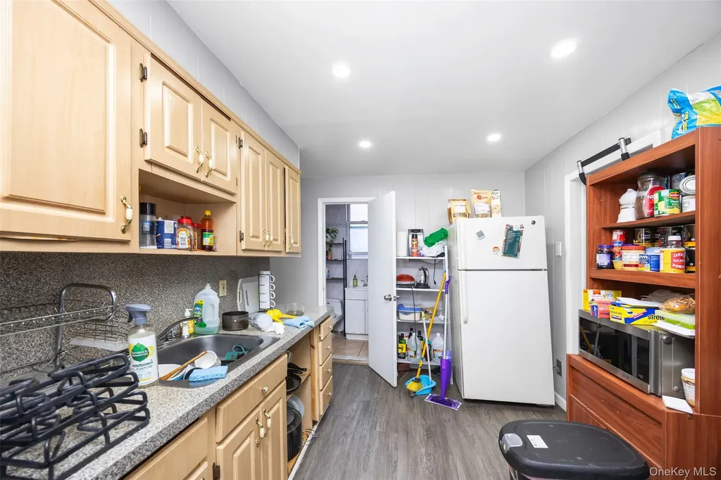6511 Perry Avenue Maspeth NY 11378