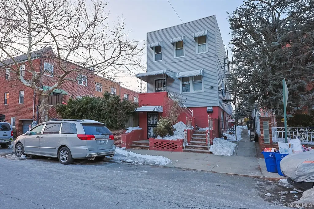 6511 Perry Avenue Maspeth NY 11378