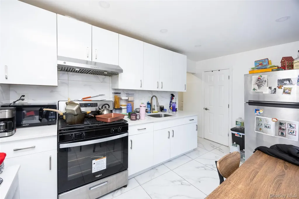 6511 Perry Avenue Maspeth NY 11378
