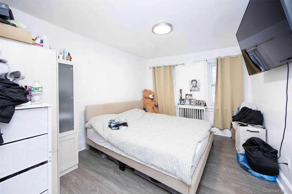 6511 Perry Avenue Maspeth NY 11378