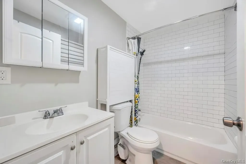 382 Boyle Road Selden NY 11784