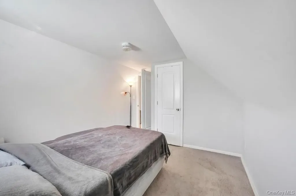382 Boyle Road Selden NY 11784