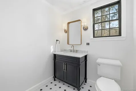 56 Eton Road Bronxville NY 10708