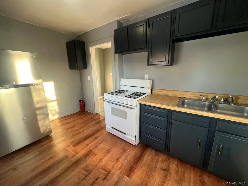 44 John Street Middletown NY 10940