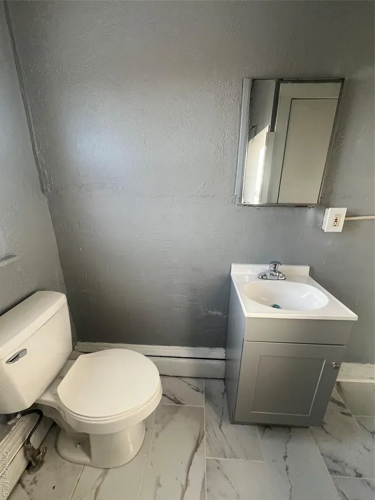 44 John Street Middletown NY 10940