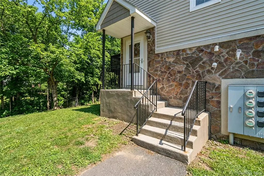 32 Peter Turner Road Monroe NY 10950